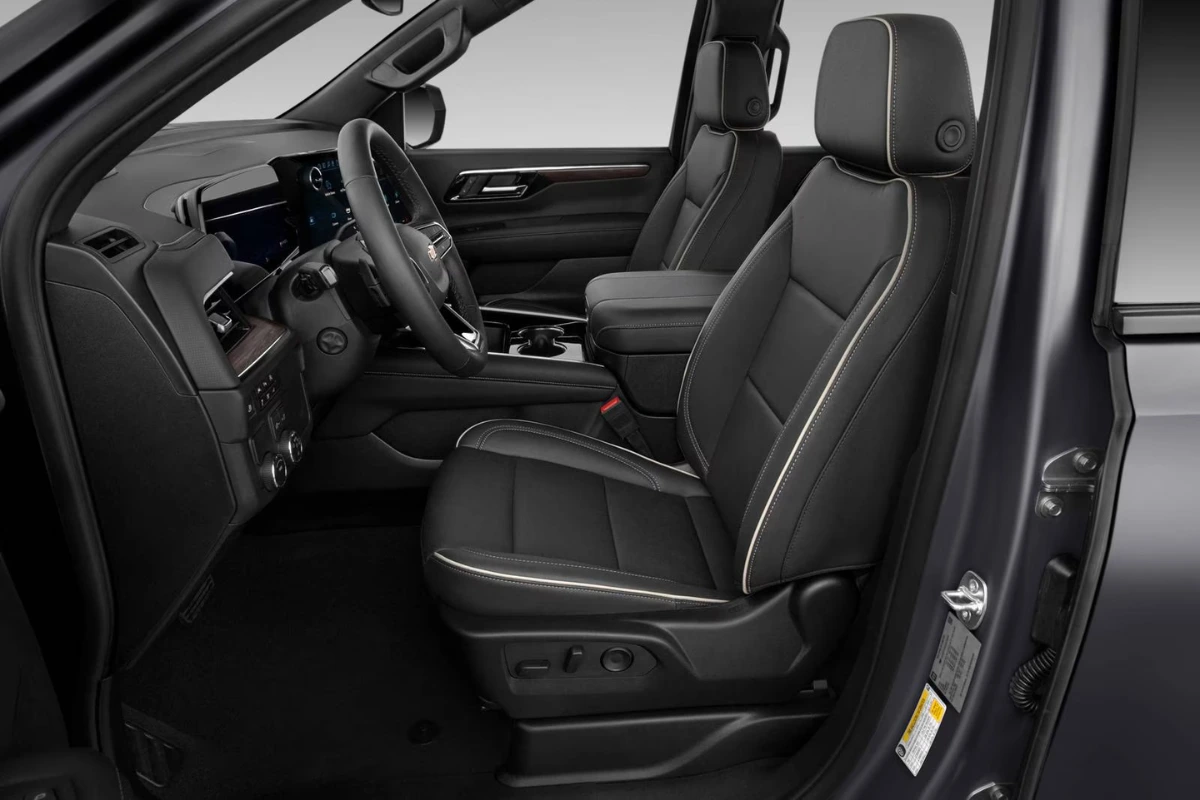Chevrolet Suburban 2025 photo 6